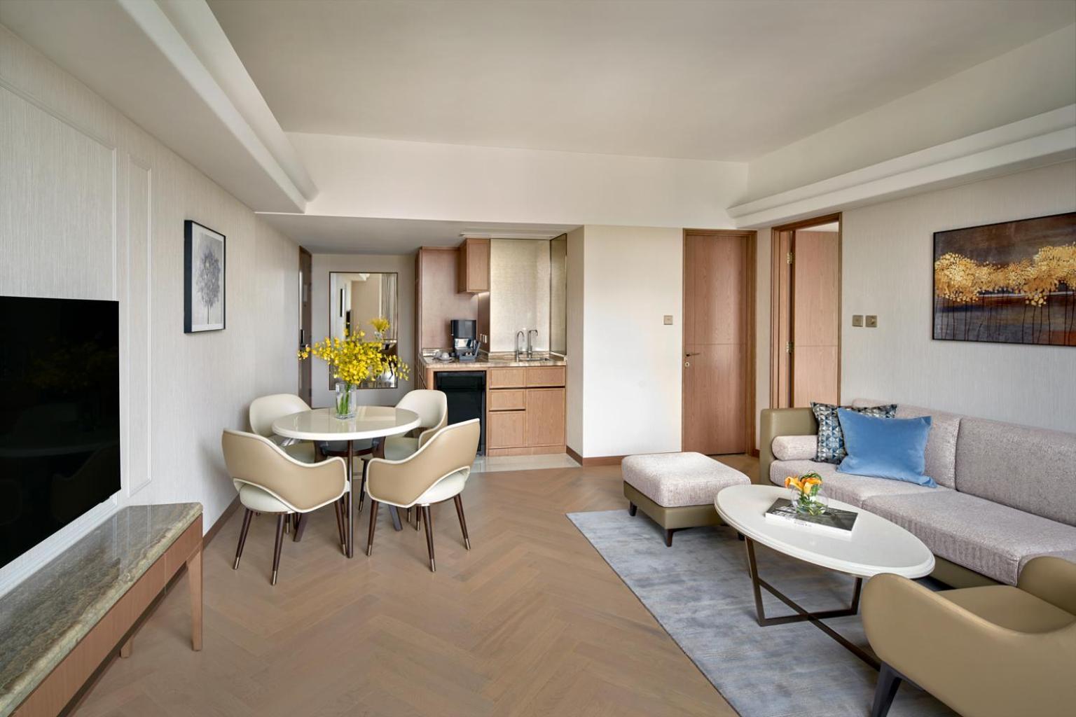 โรงแรม Hopewell 5*